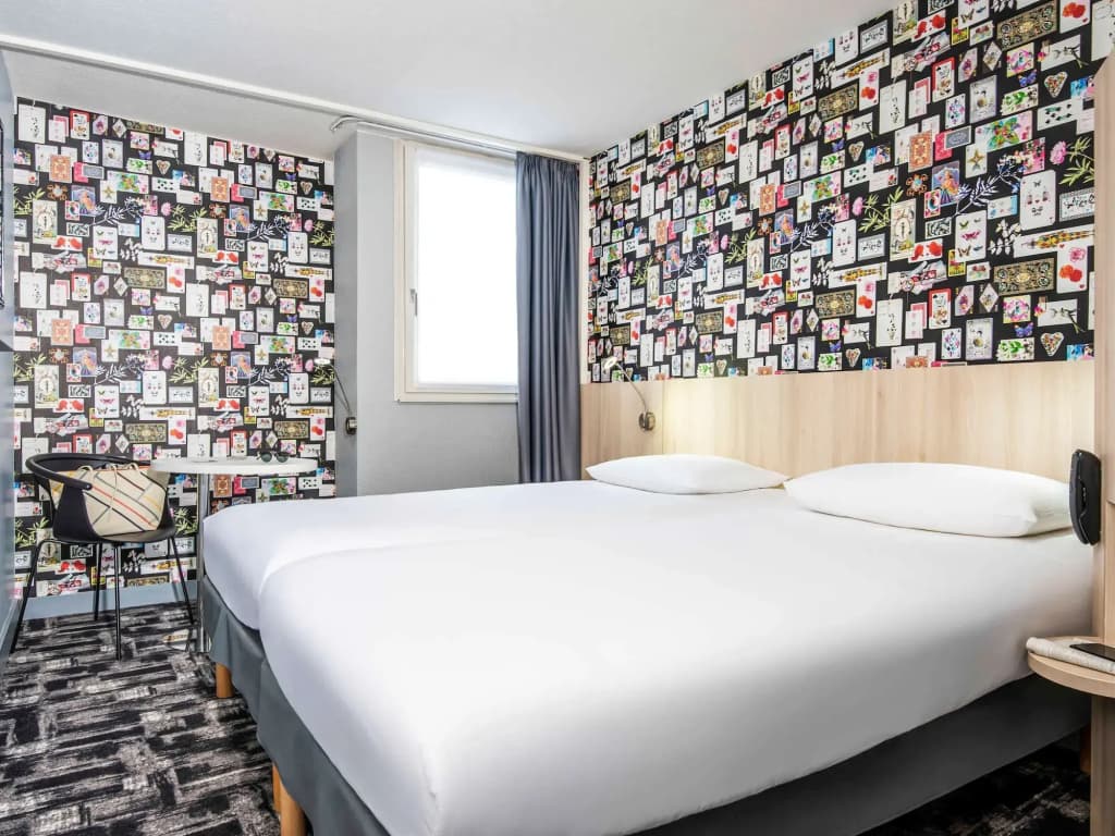 ibis Styles Reims Centre Cathédrale - Miniature 6