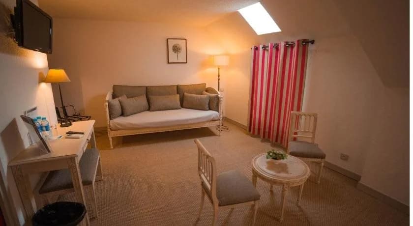 Hotel Le Clos Saint-Martin - Miniature 7