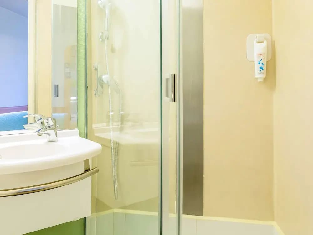 ibis budget Nantes Nord Saint-Herblain - Miniature 8