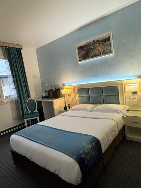 Hotel Grand Paris - Photo 4