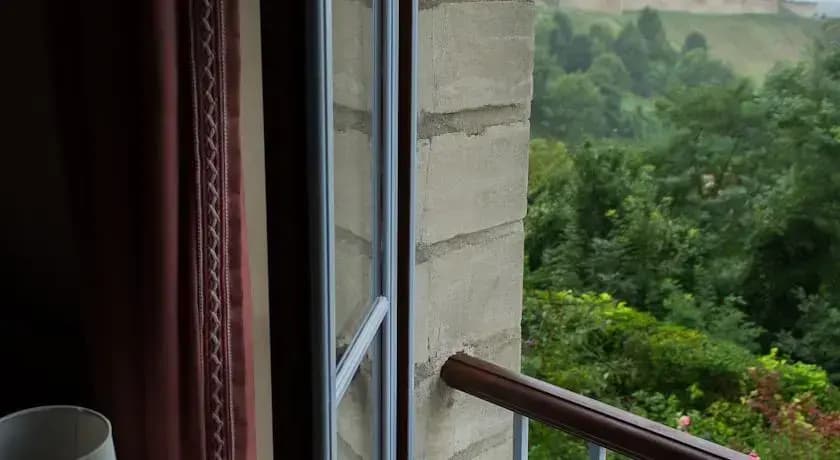 Chambres d'hôtes sur la Courtine de Coucy - Miniature 7