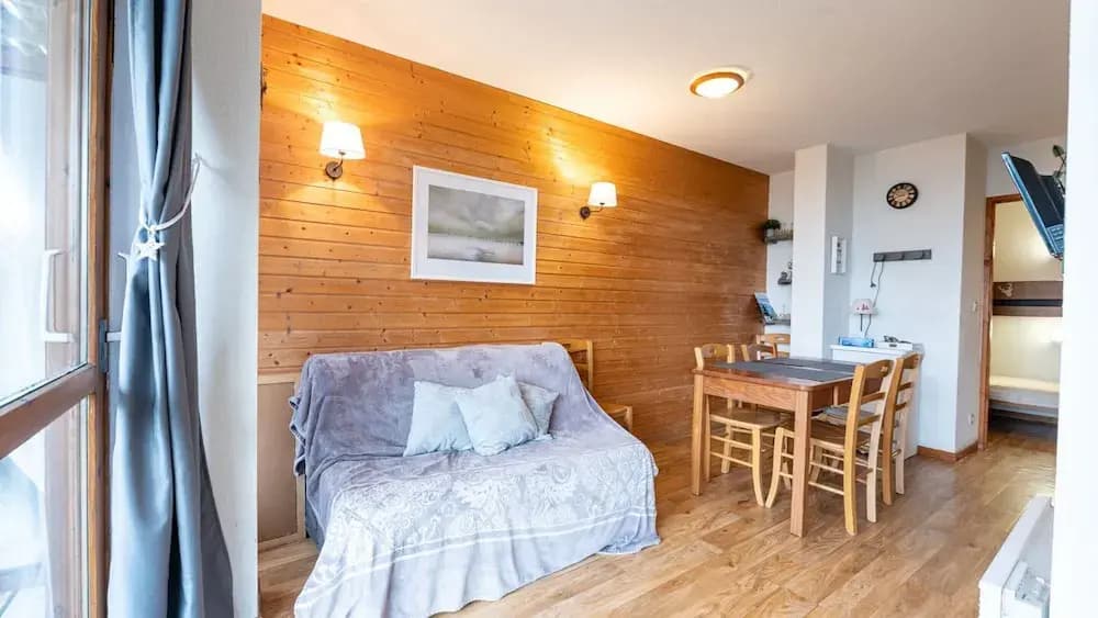 Apartment in Chamrousse Near ski Slope - Photo 4