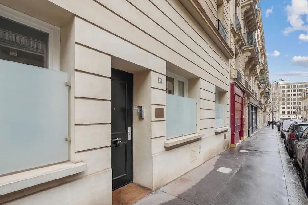Elegant Apartment -1br/6p - Arc de Triomphe - Photo 1