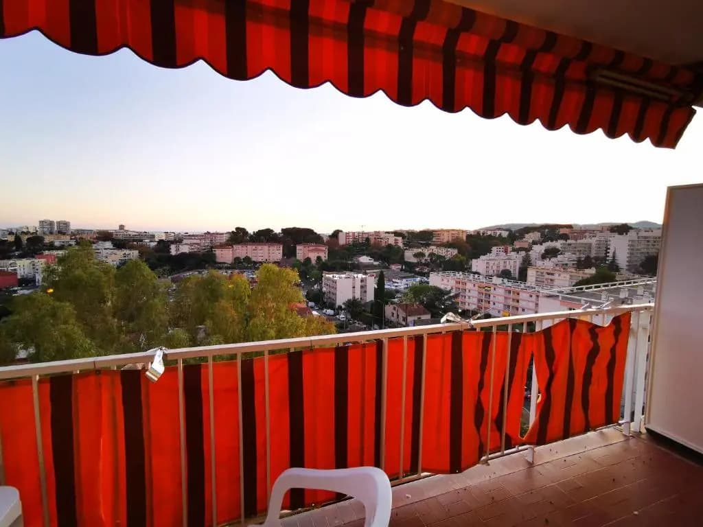 Superbe 3P 57M2 Antibes Parking Privé - Miniature 6