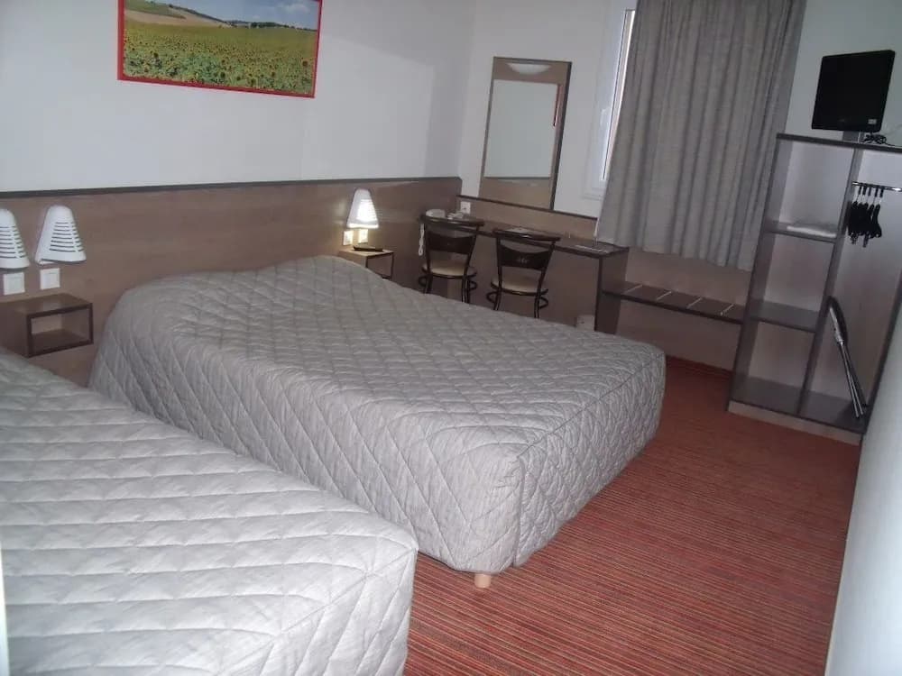 ACE Hôtel Brive-la-Gaillarde - Photo 4