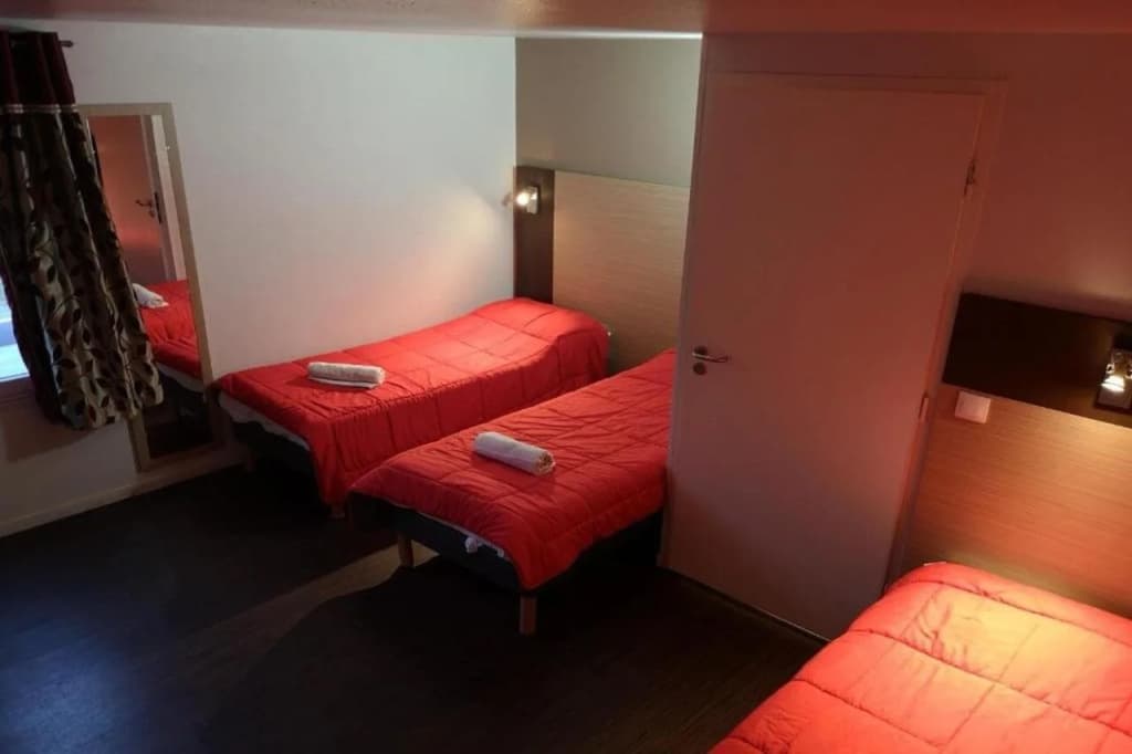 Fasthotel Roissy CDG Sud Claye-Souilly - Photo 2