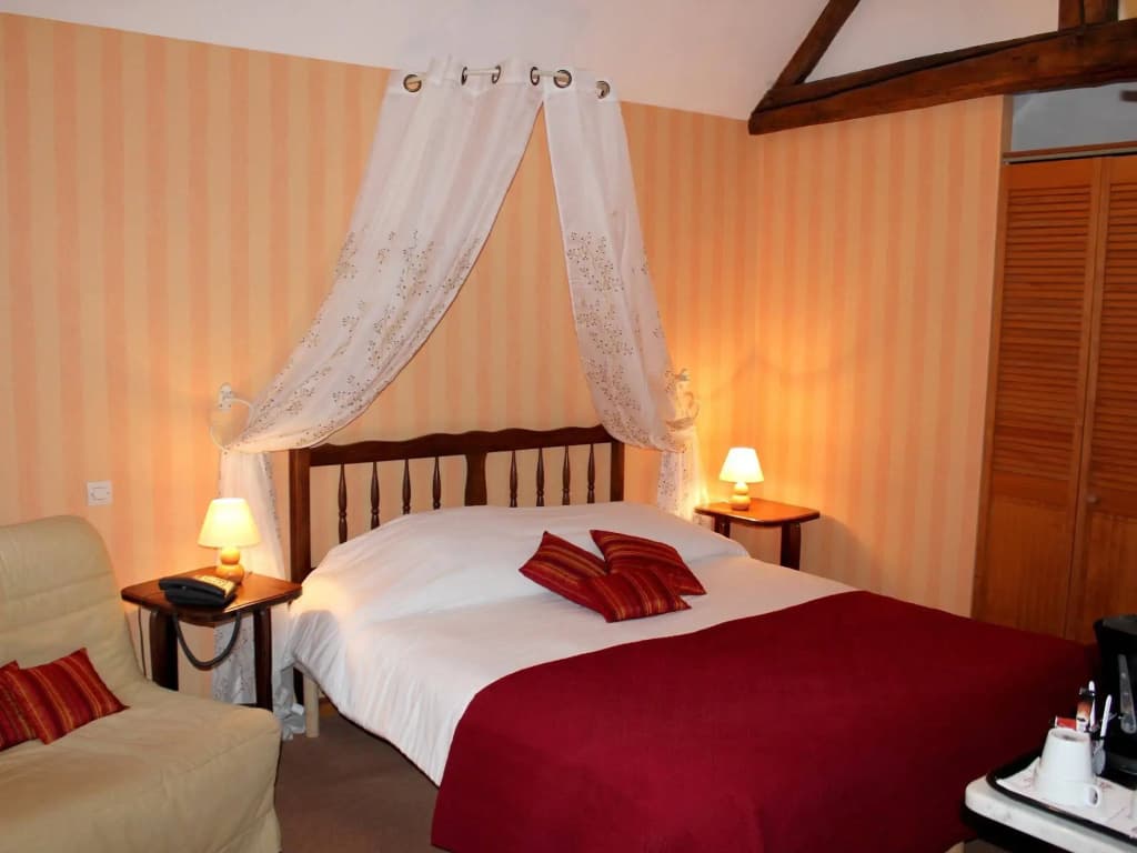Auberge Le Colombien - Hôtel Restaurant - Photo 2