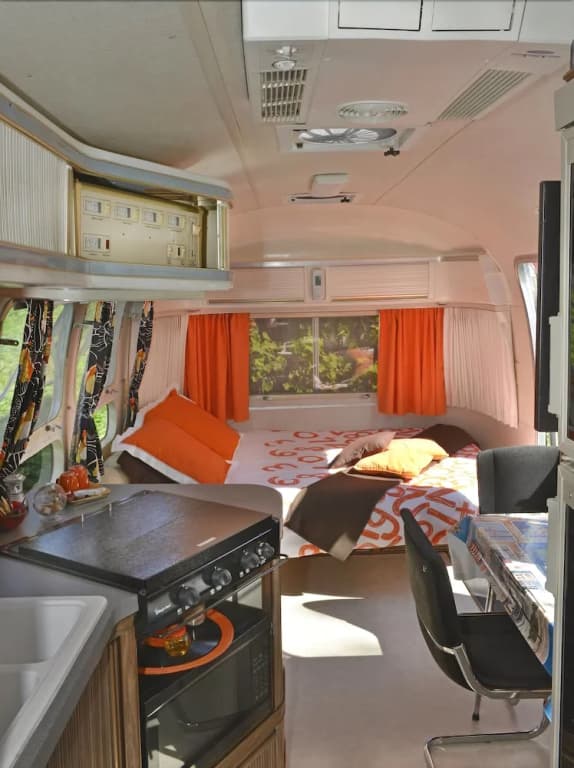 Caravane Airstream Américaine 1976 - Miniature 8