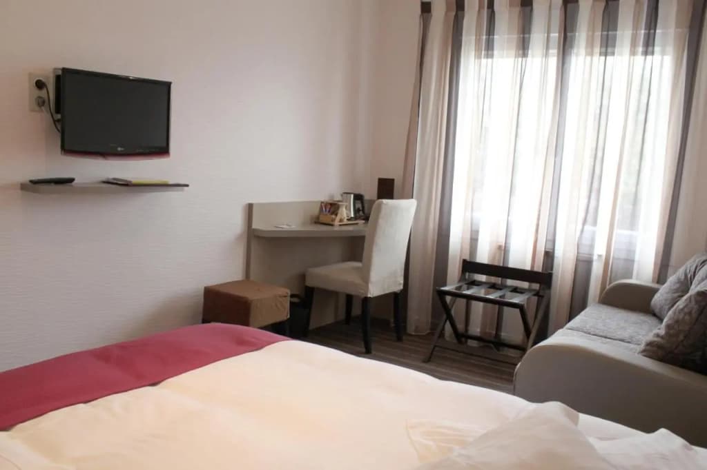 Hotel Du Parc - Photo 4