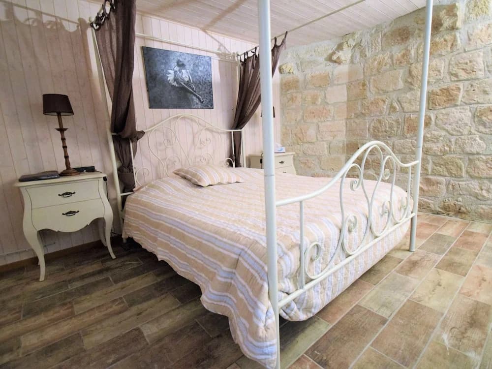 Castle Retreat Near Villages - Photo 5