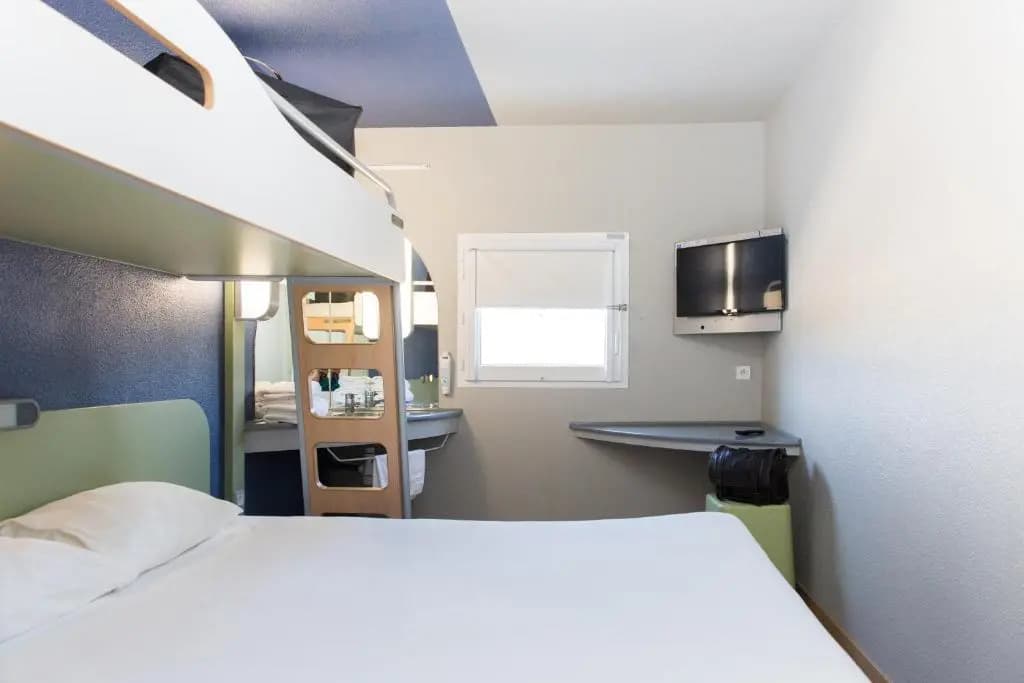 ibis budget Sisteron - Miniature 6