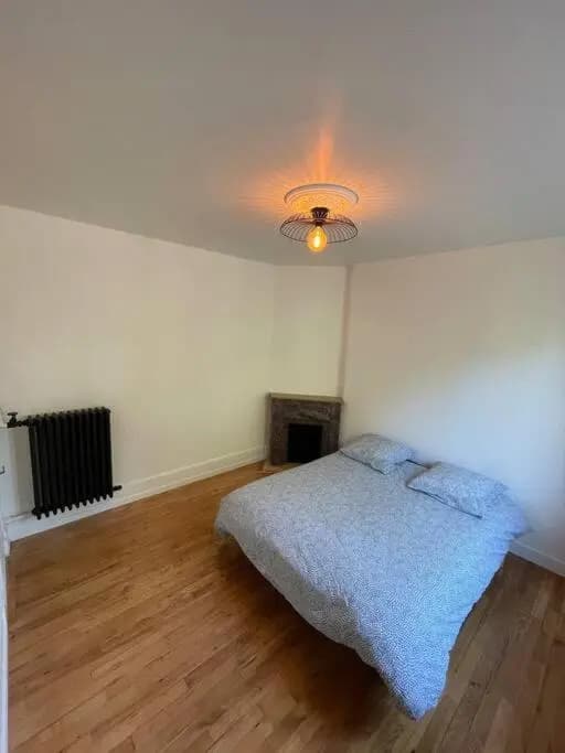 Superbe appartement rénové avec parking gratuit - Photo 5