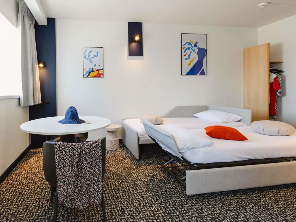 ibis Rennes Centre Gare Sud - Photo 4