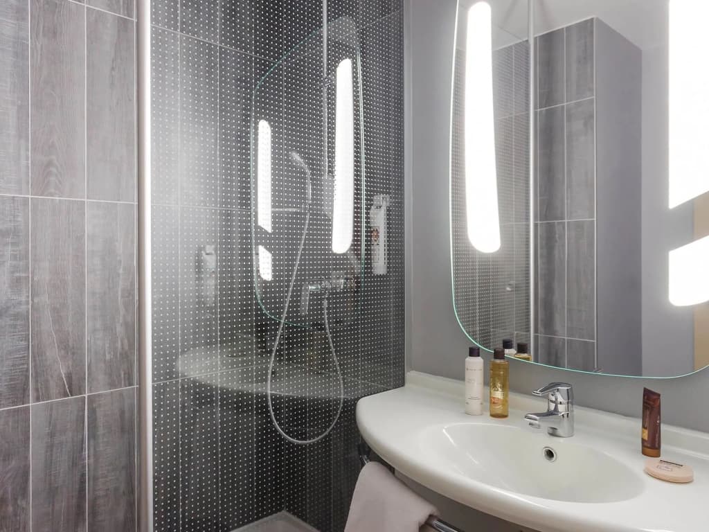 ibis Bourges - Miniature 8