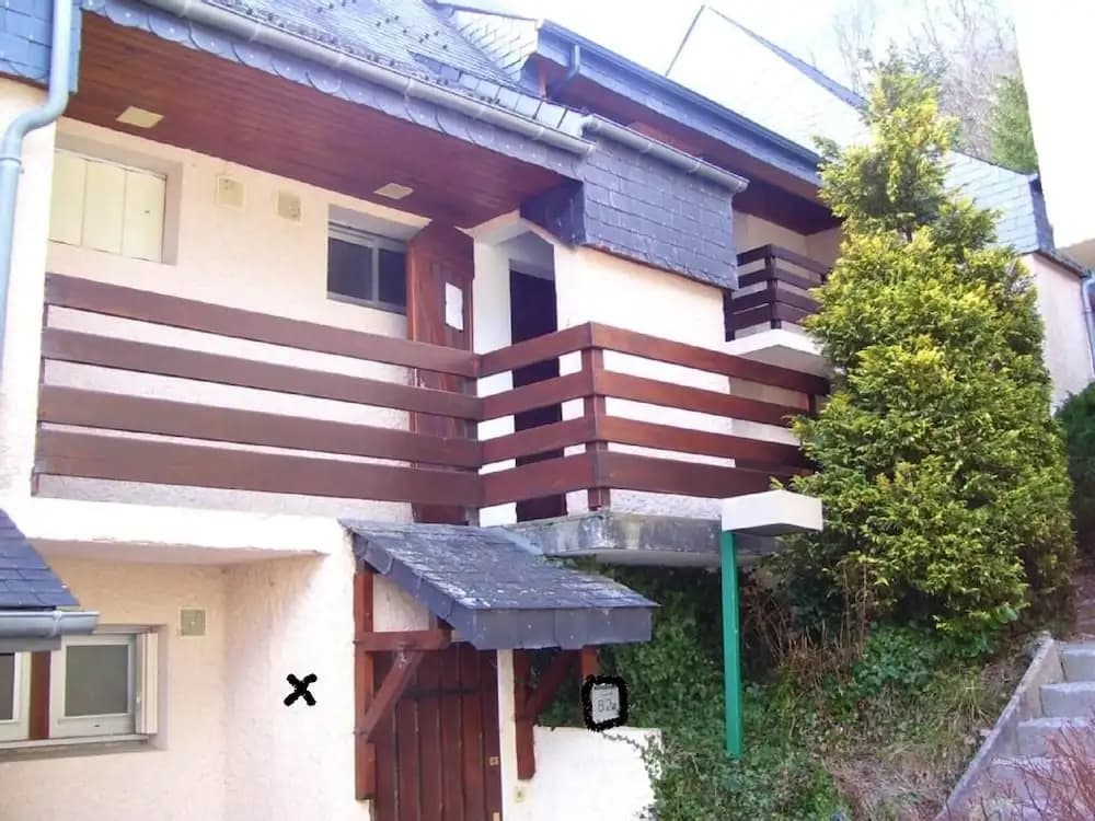 Studio In Cauterets With Wonderful Mountain View And Furnished Balcony 11 Km From The Slopes - Photo 1