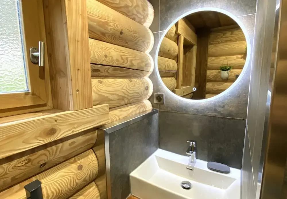 L'ours Blanc Chalet en Rondins - Miniature 7