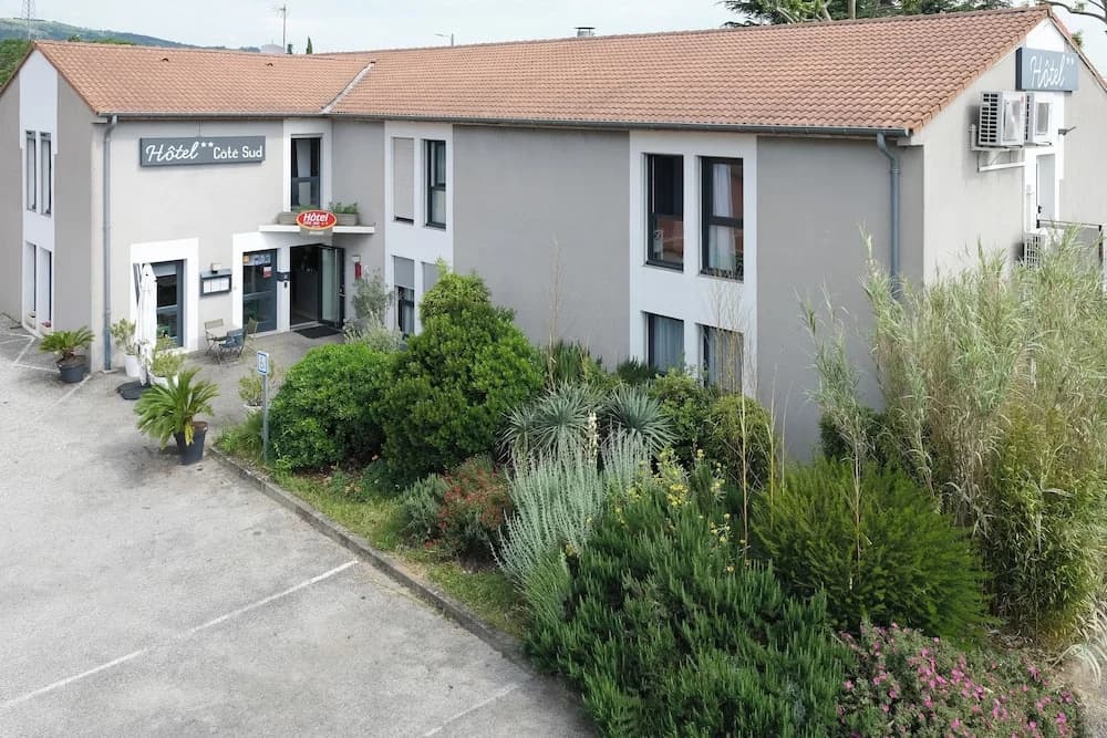 Hôtel côté sud - Photo 1