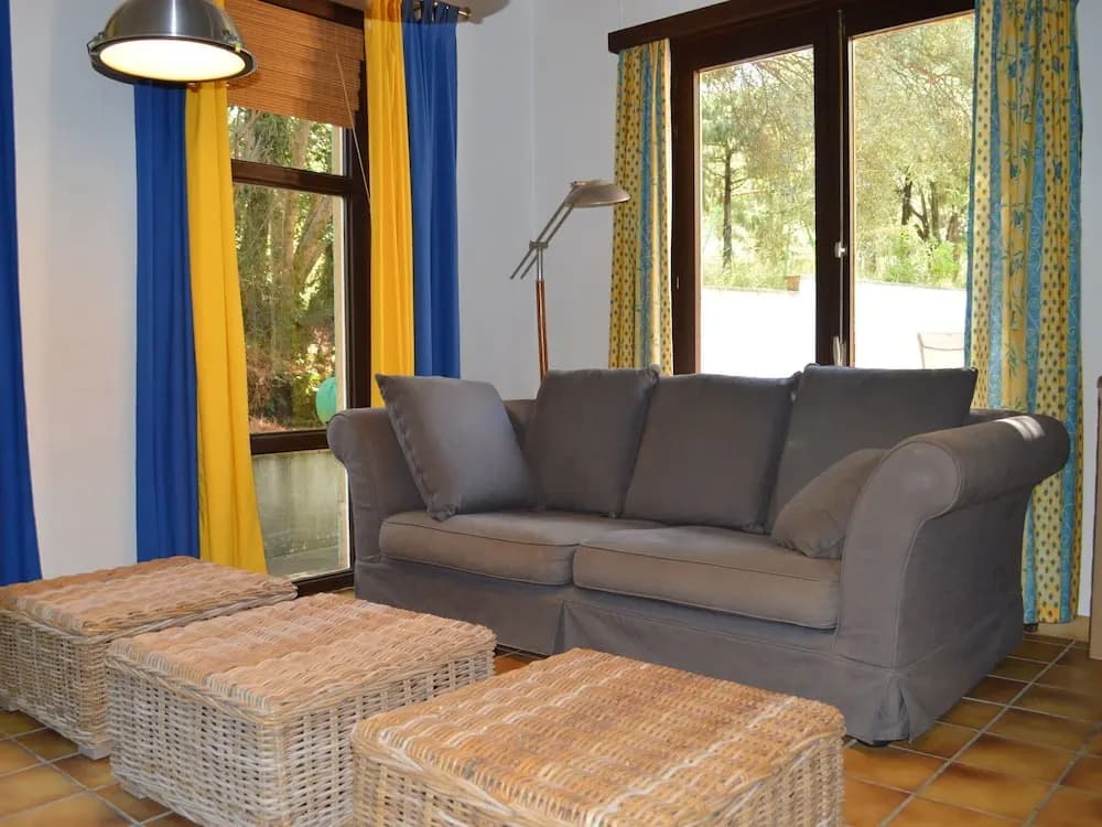 Comfortable Holiday Home in Fayence With Private Swimming Pool - Miniature 6