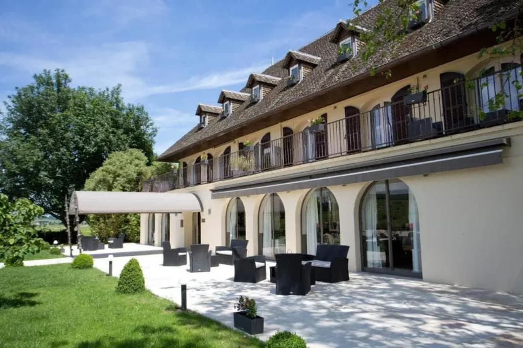 Ermitage De Corton - Photo 1
