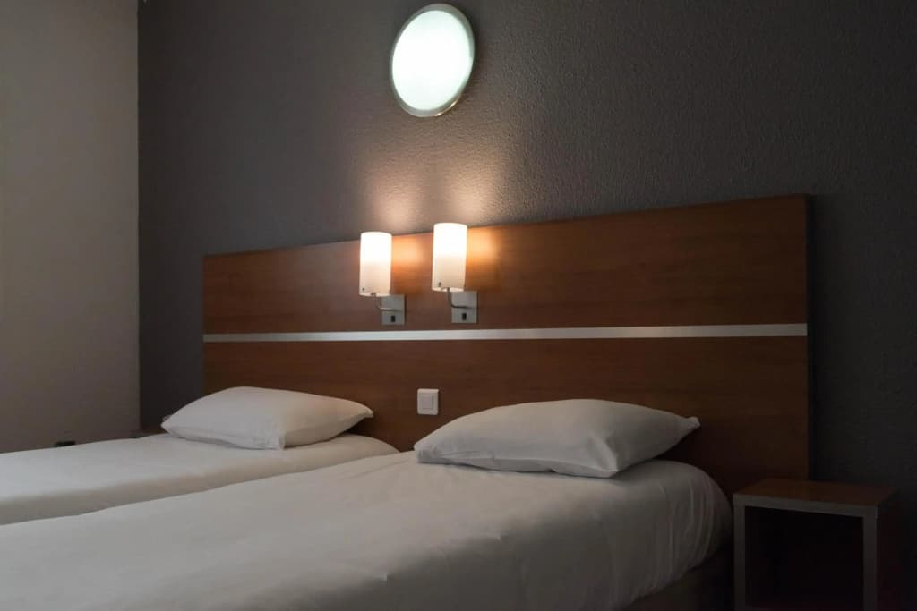 Comfort Hotel Toulouse Sud - Photo 3