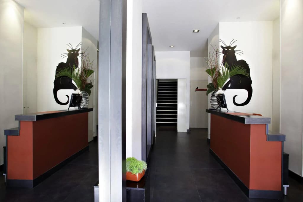 Hôtel Le Chat Noir - Photo 2