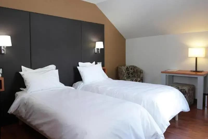 Logis Hotel La Breche De Roland - Photo 4