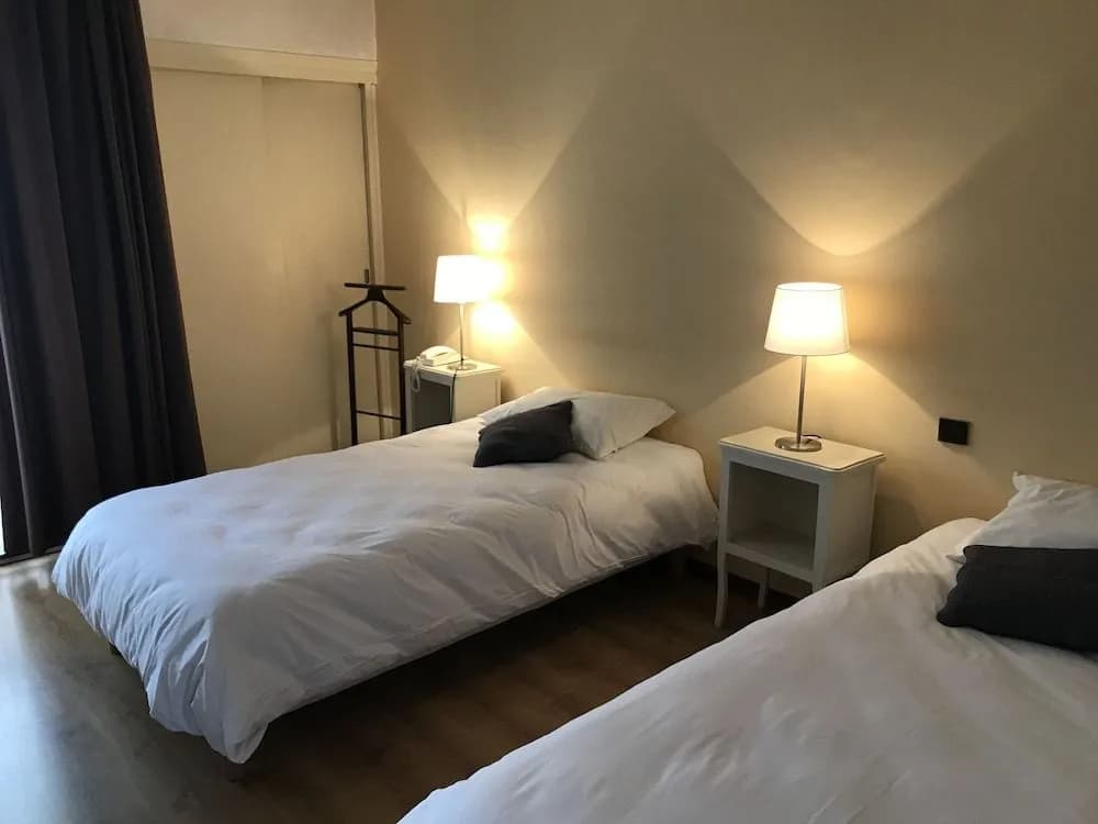 Hôtel Pyrène - Miniature 6