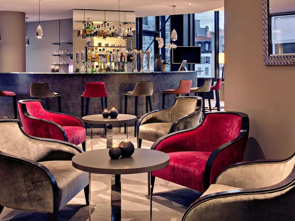 Mercure Clermont Ferrand Centre Jaude Hotel - Photo 2