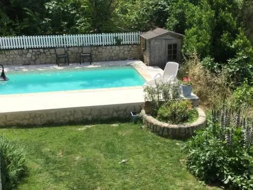 The Gite at No 1 Castelnau de Montmiral - Photo 2
