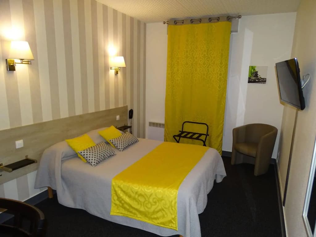 Sure Hotel by Best Western Angouleme - Miniature 7