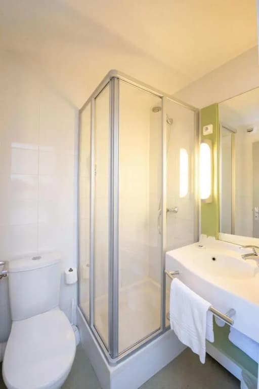 ibis budget Mâcon Sud - Miniature 8