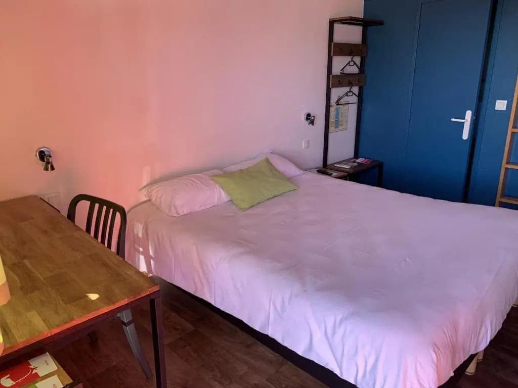 Fasthotel Saint-Amand-Montrond - Photo 3