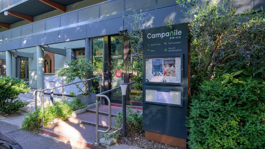 Campanile PRIME - Nîmes Centre - Photo 1