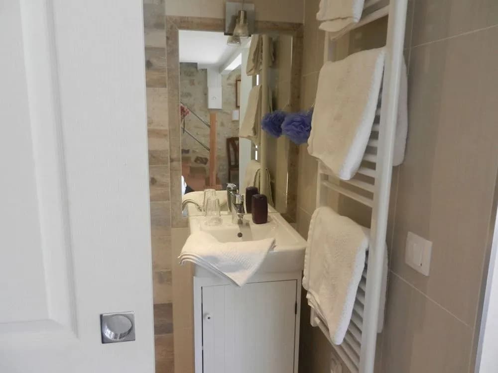 La Gueriniere Guest House - Miniature 6