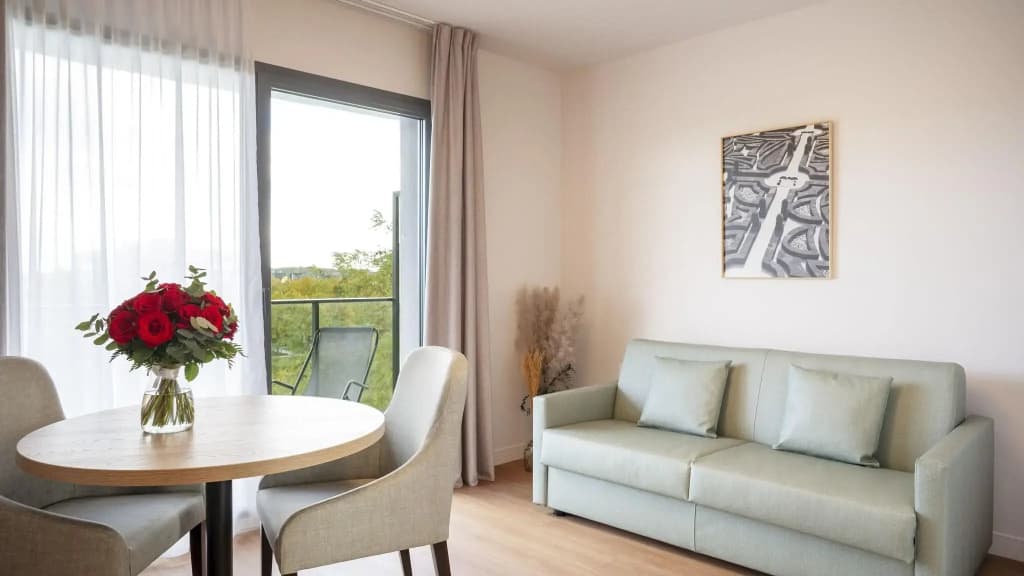 Residhome Paris Senart - Photo 4