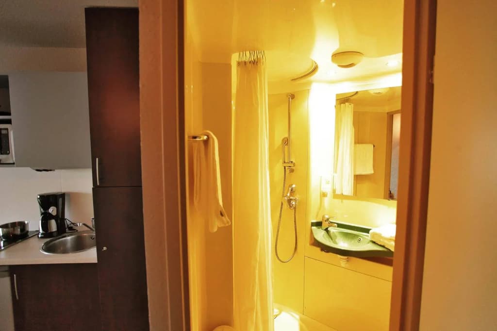 APPARTHOTEL Torcy - Miniature 8