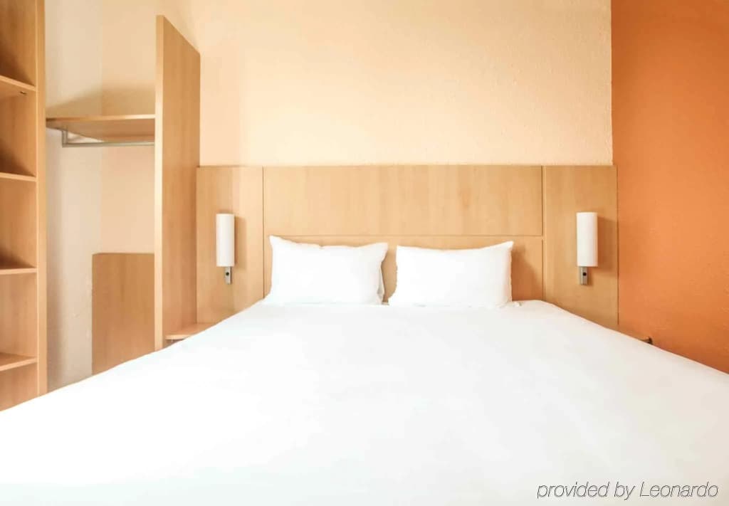 Ibis Chalons En Champagne - Miniature 6
