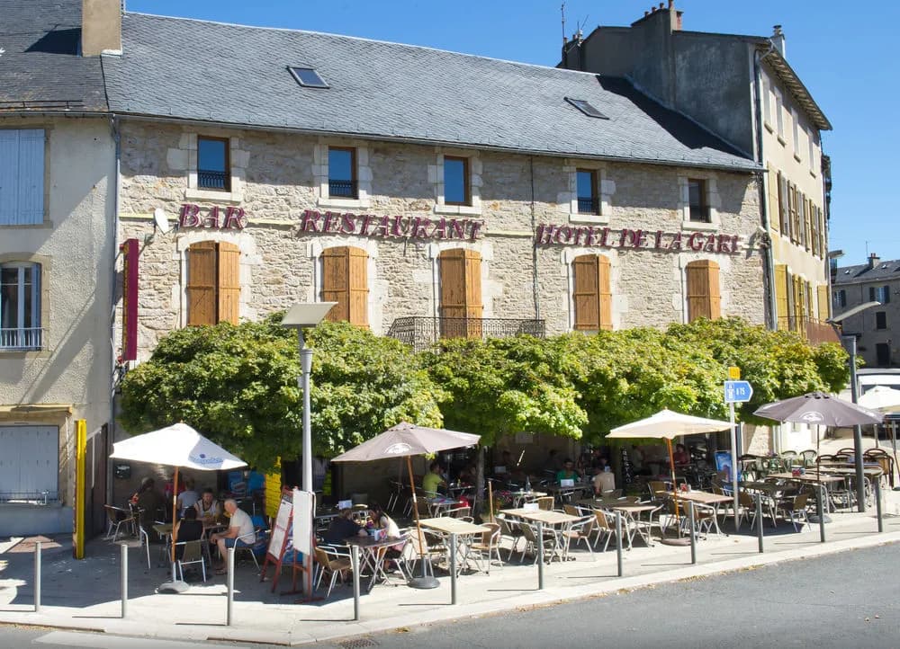 Hotel de la Gare - Photo 1