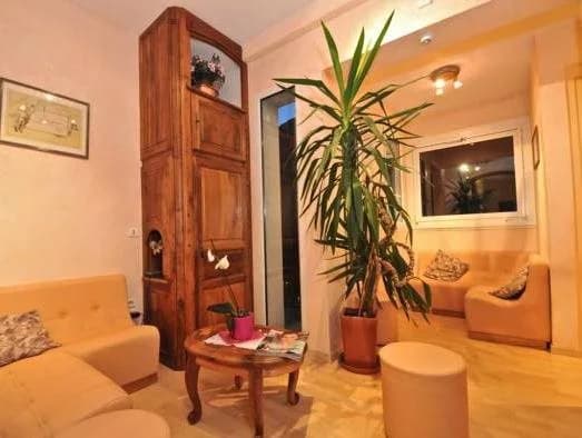 Hôtel La Montagne Fleurie - Photo 1