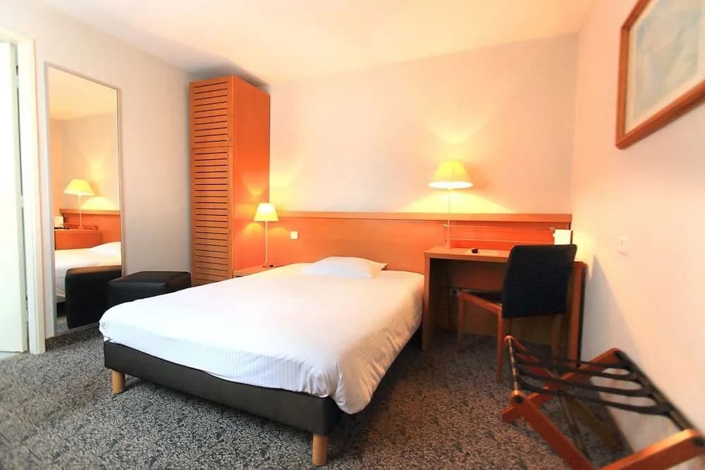 Hôtel L'Hirondelle - Photo 5