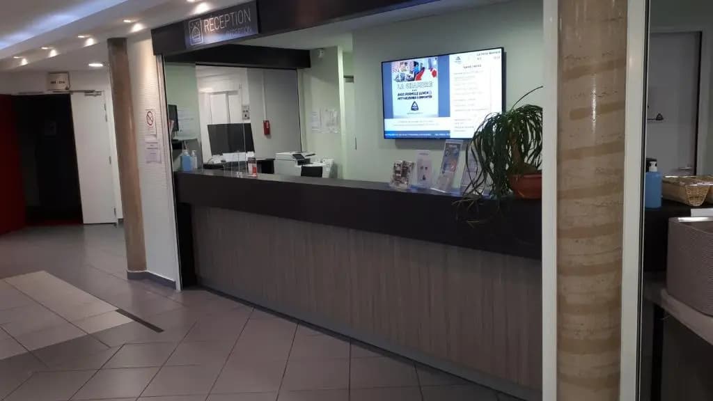 Hotel AKENA La Ferté Bernard - Photo 1
