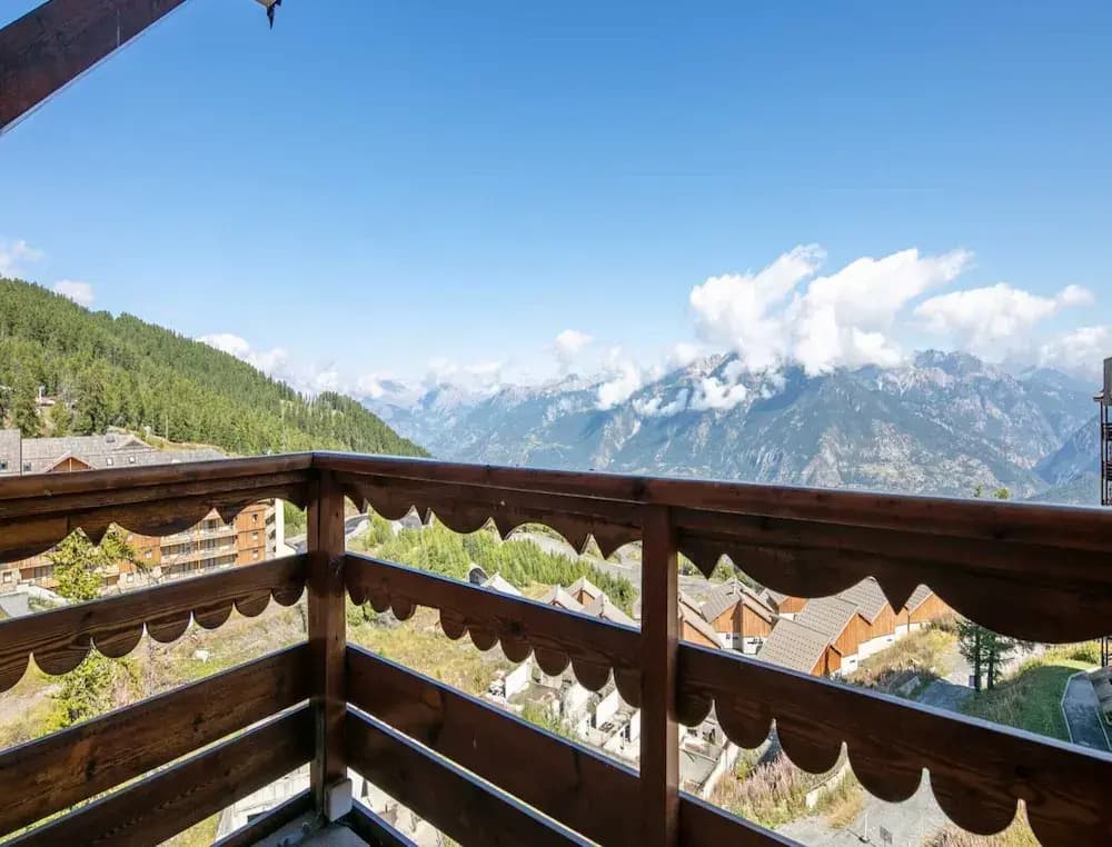 Duplex Apartment With Balcony - Miniature 8