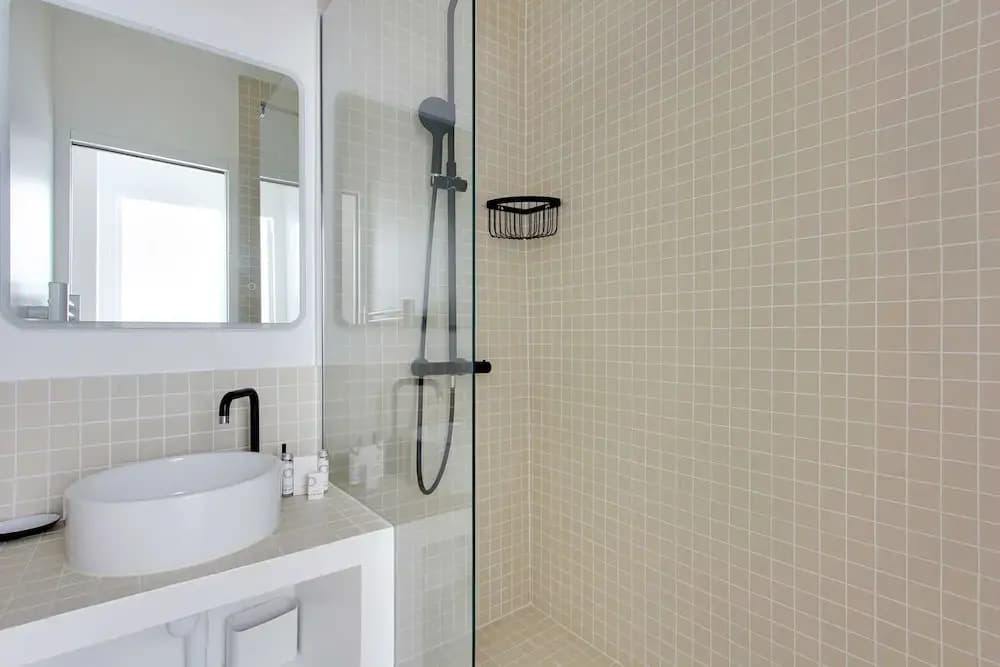 Suberb Apartment - 1br/4p - Sacre Coeur - Miniature 7