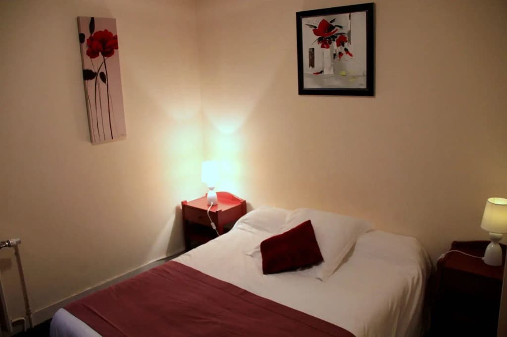 Central Hotel - Photo 1