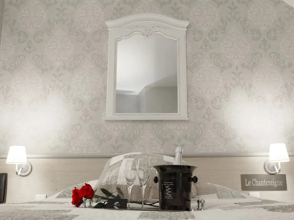 Hotel Le Chantereigne - Photo 2