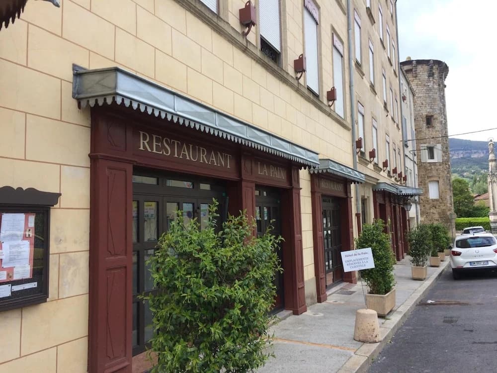 Hôtel de la Paix - Photo 1