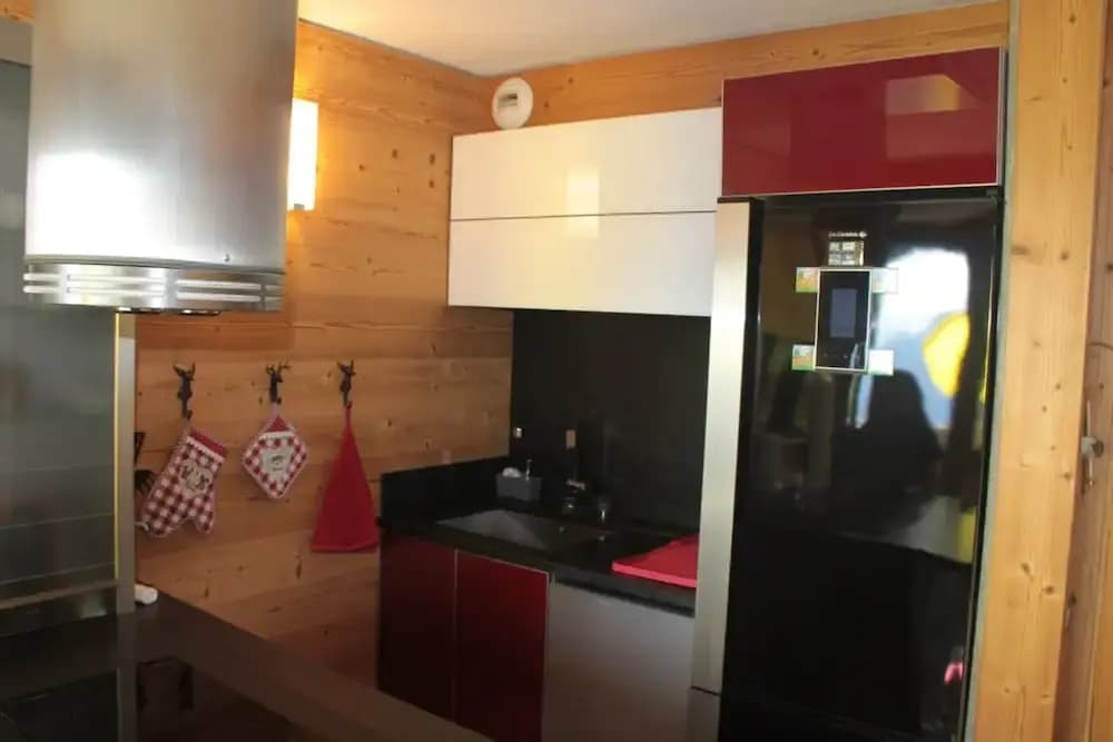 Apartment in Doucy With Mountain Views - Miniature 6