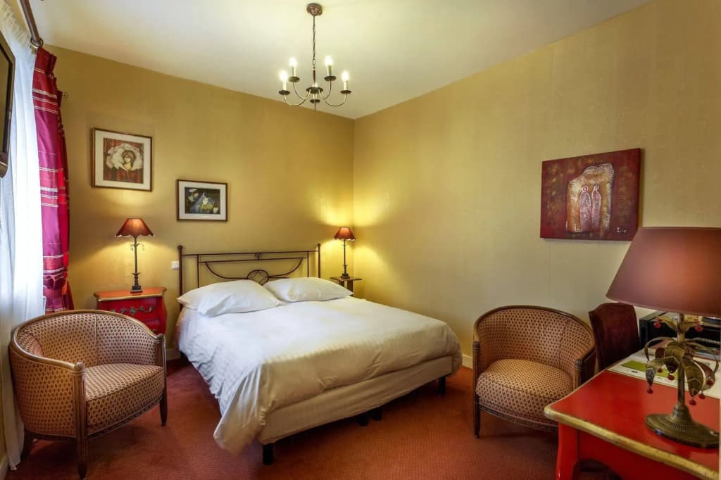 LOGIS Auberge de la Truffe - Hotel de la Mairie - Miniature 6