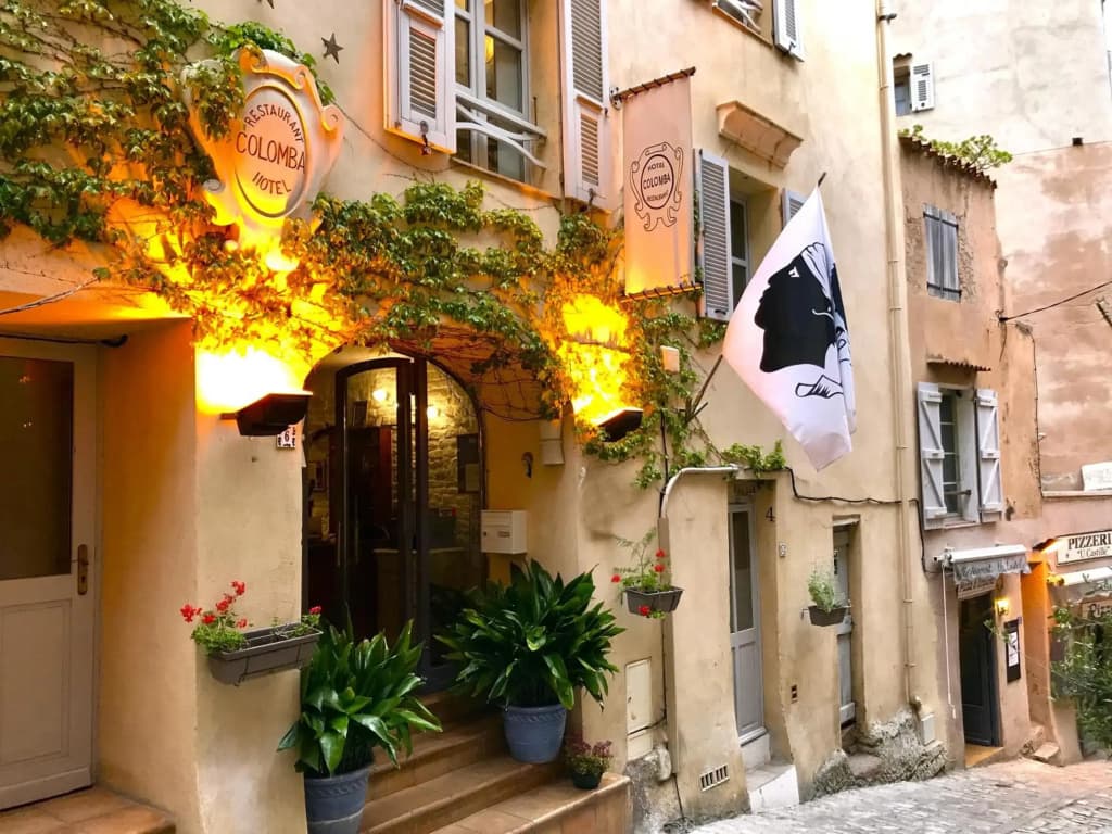 Hôtel Colomba - Photo 1
