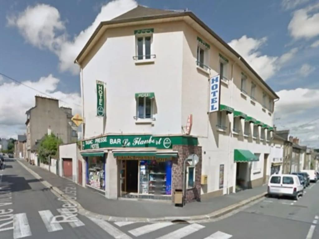 Hôtel Le Flaubert - Photo 1